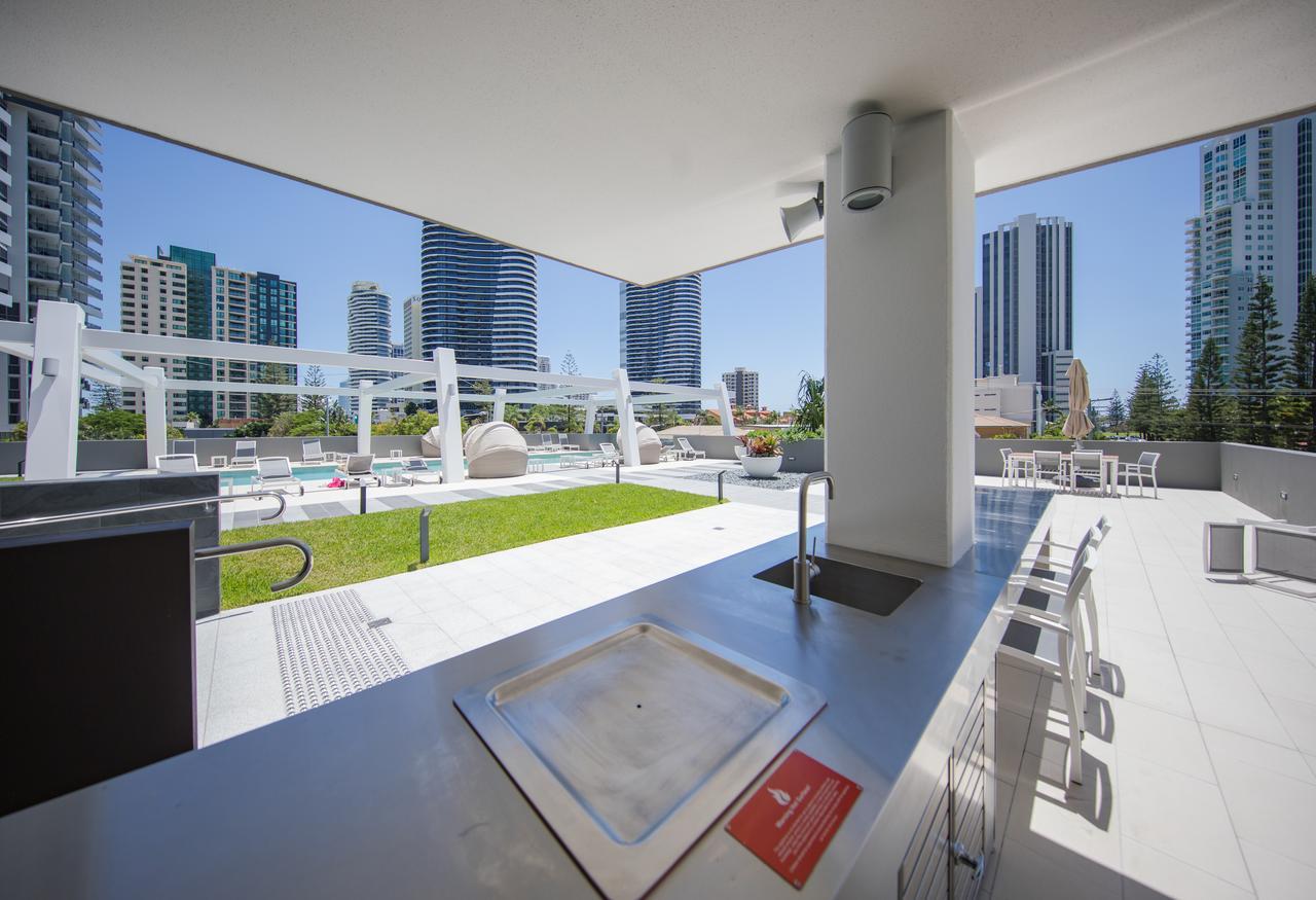 Dayday Premier Apartments At 2663 Gold Coast Hwy, Broadbeach Exteriér fotografie